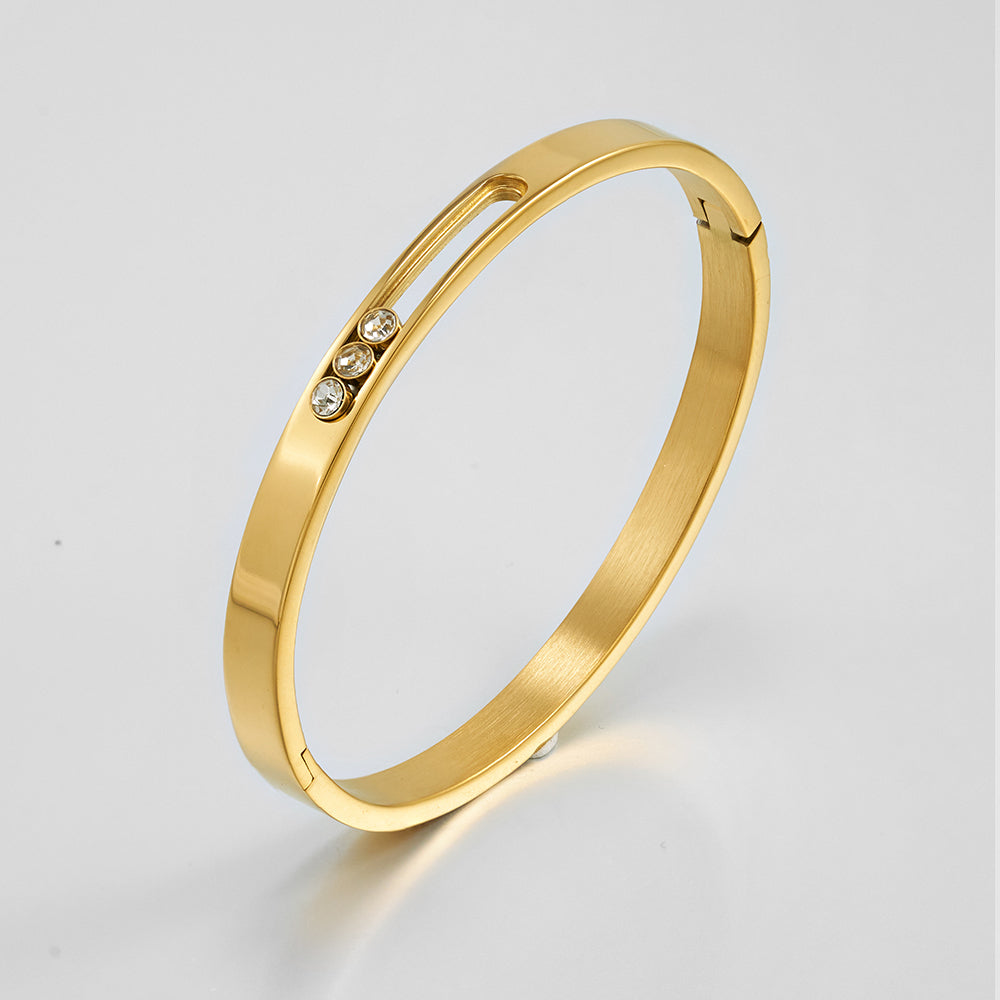 Evora U Designer Premium Bracelet - 18K Gold Plated