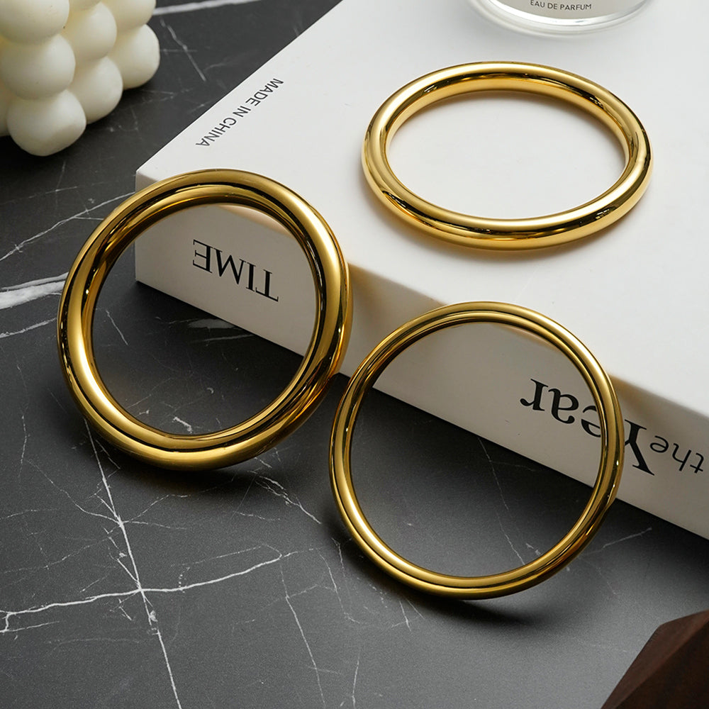 Eda Thick Bangle Designer Premium Bracelet - 18K Gold Plated