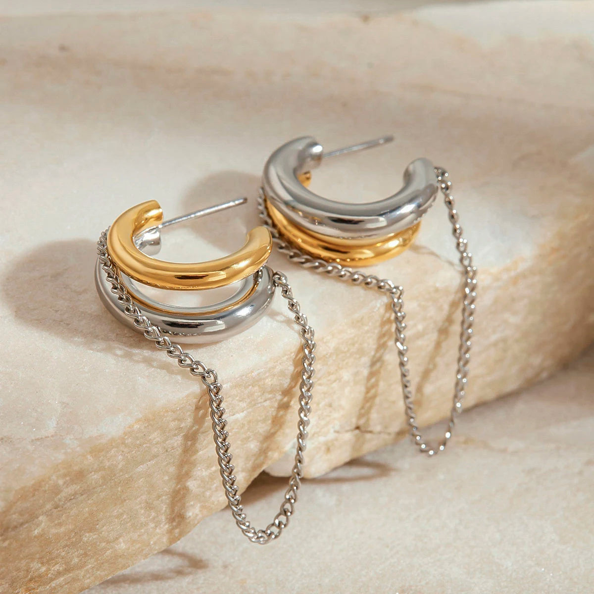 Niva Chain Premium Earrings - 18K Gold Plated