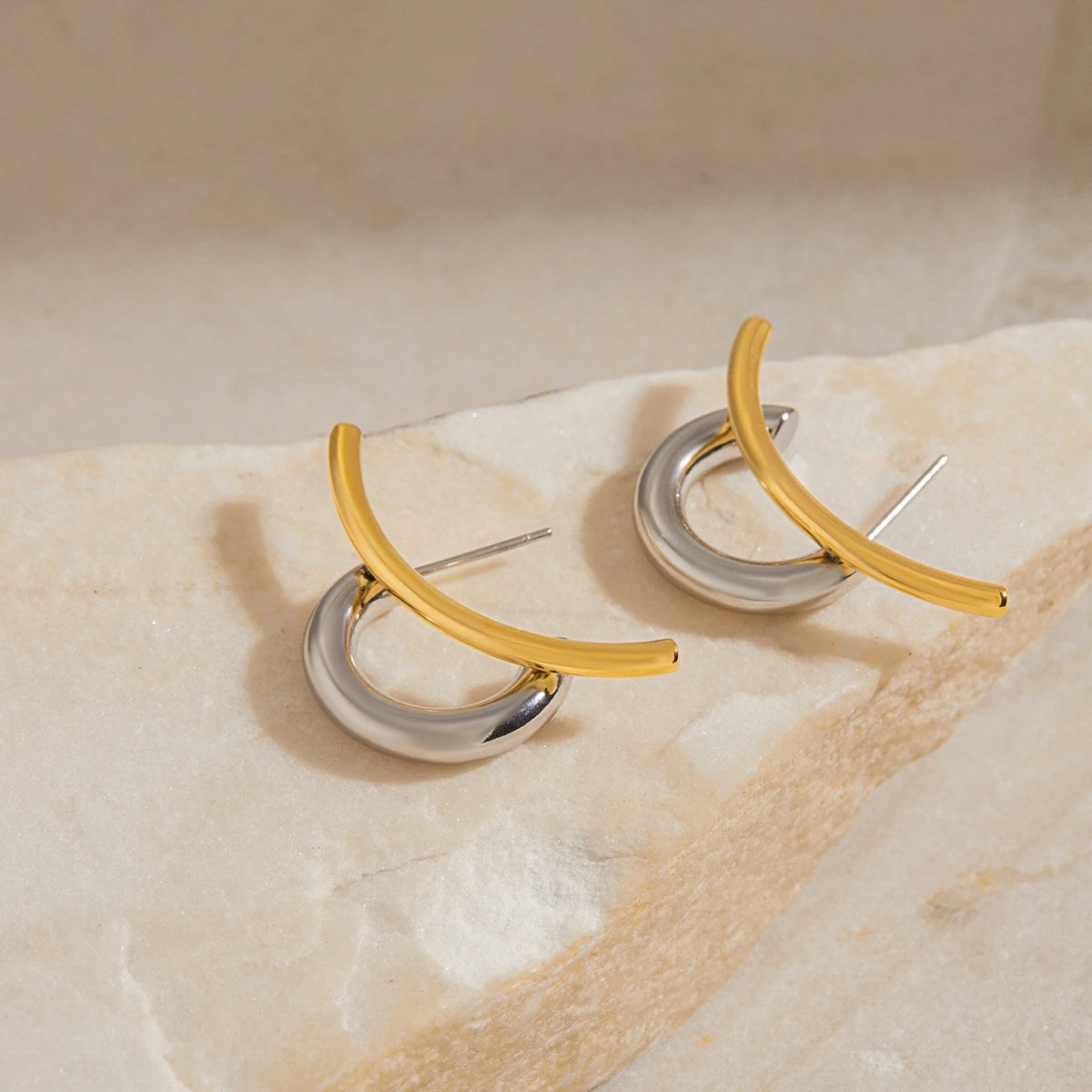 Zora Geometric Premium Earrings - 18K Gold Plated
