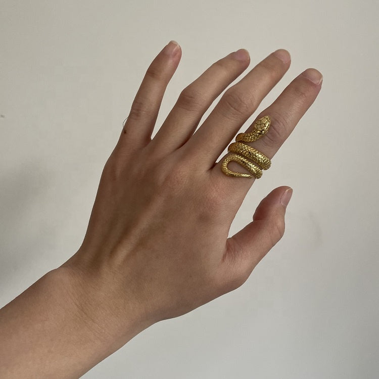 Serpent Queen Designer Premium Ring - 18K Gold Plated