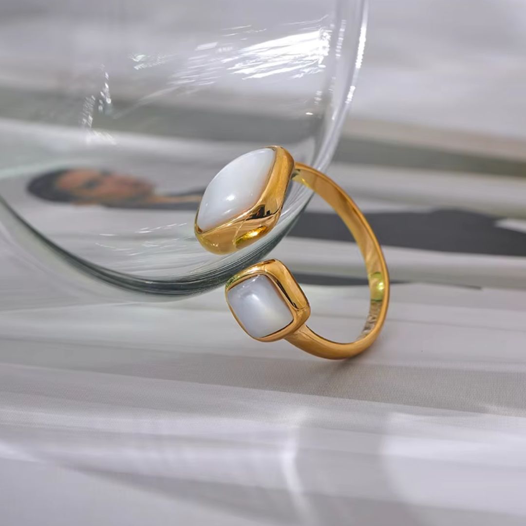 Mother of pearl Duo Premium Adjustable Ring - 18K Gold Plated