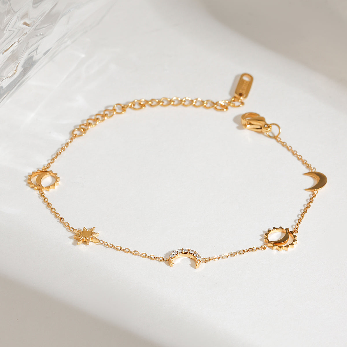Celestial Premium Bracelet - 18K Gold Plated