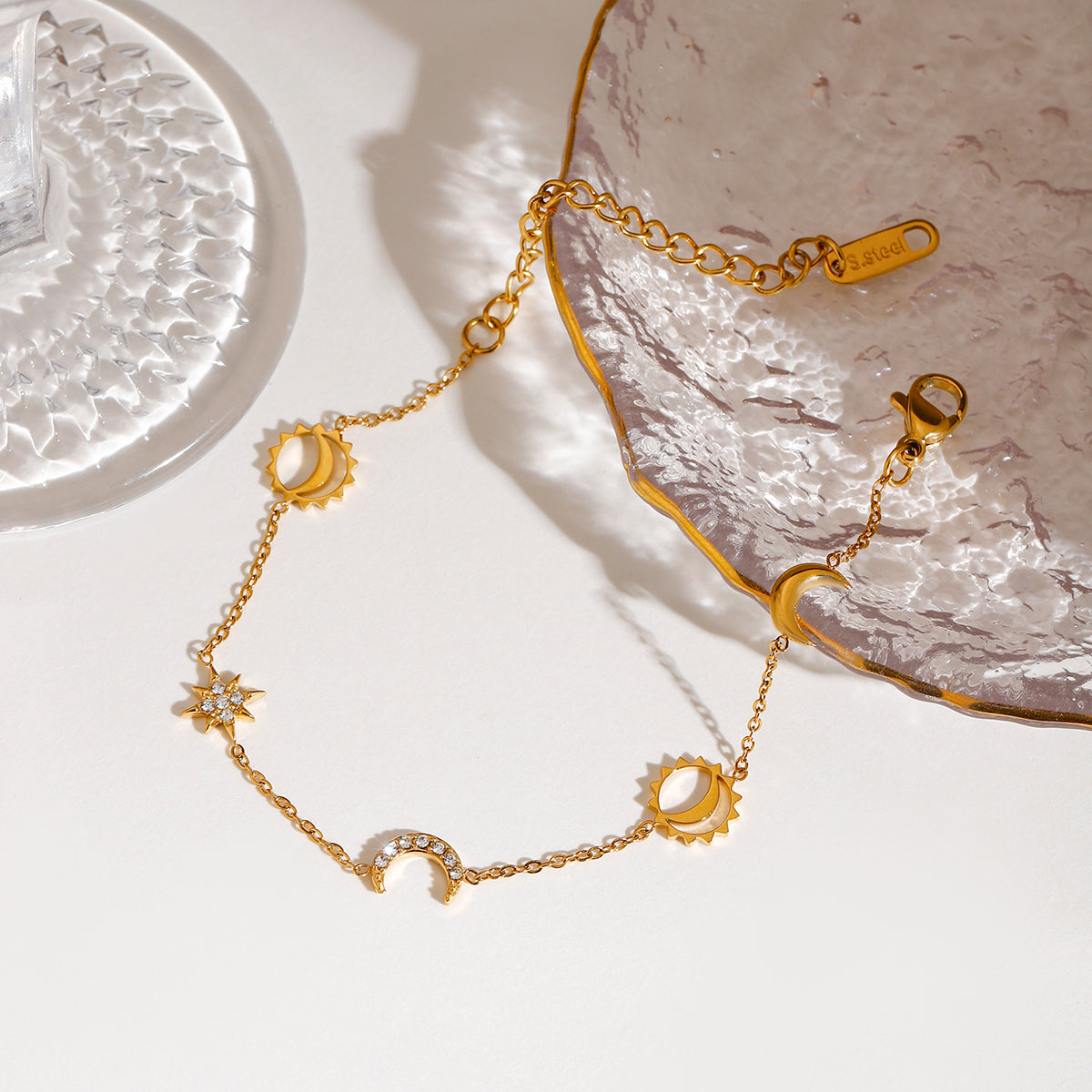 Celestial Premium Bracelet - 18K Gold Plated