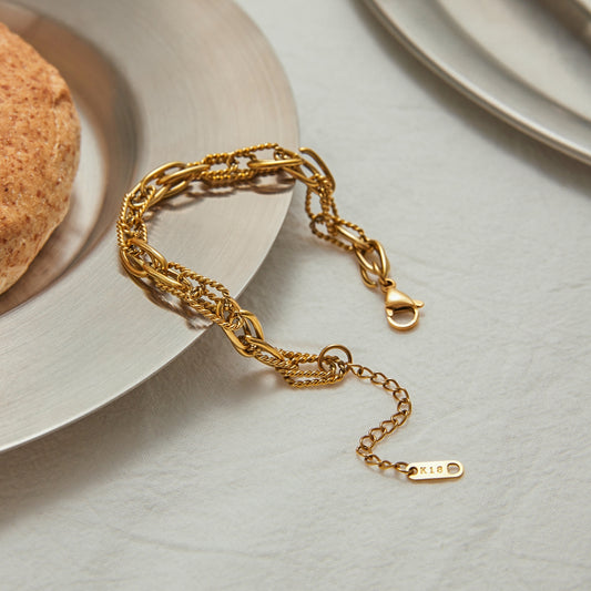 Interwoven Link Premium Bracelet - 18K Gold Plated