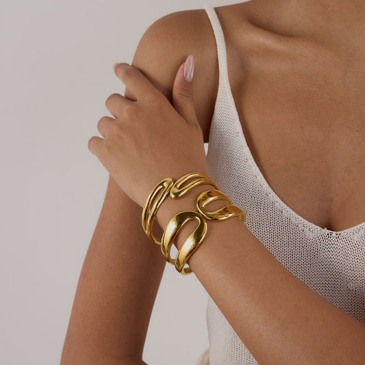 Julianna Premium Cuff Bracelet - 18K Gold Plated