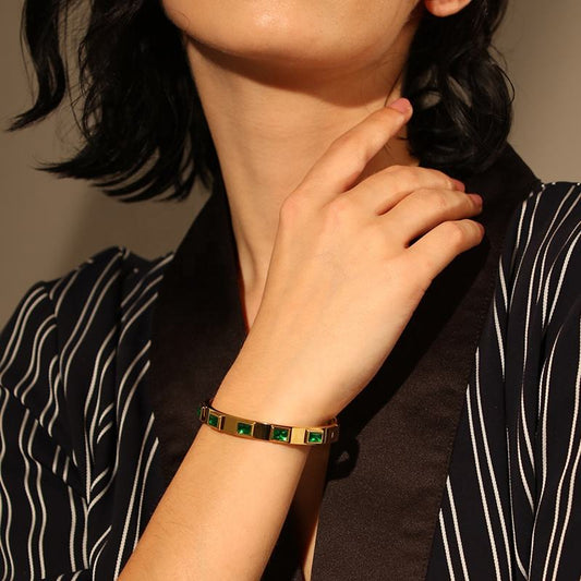 Emerald Zircon Designer Premium Cuff - 18K Gold Plated