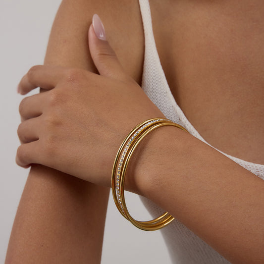 Interlinked Zircon Premium Bangle Bracelet - 18K Gold Plated