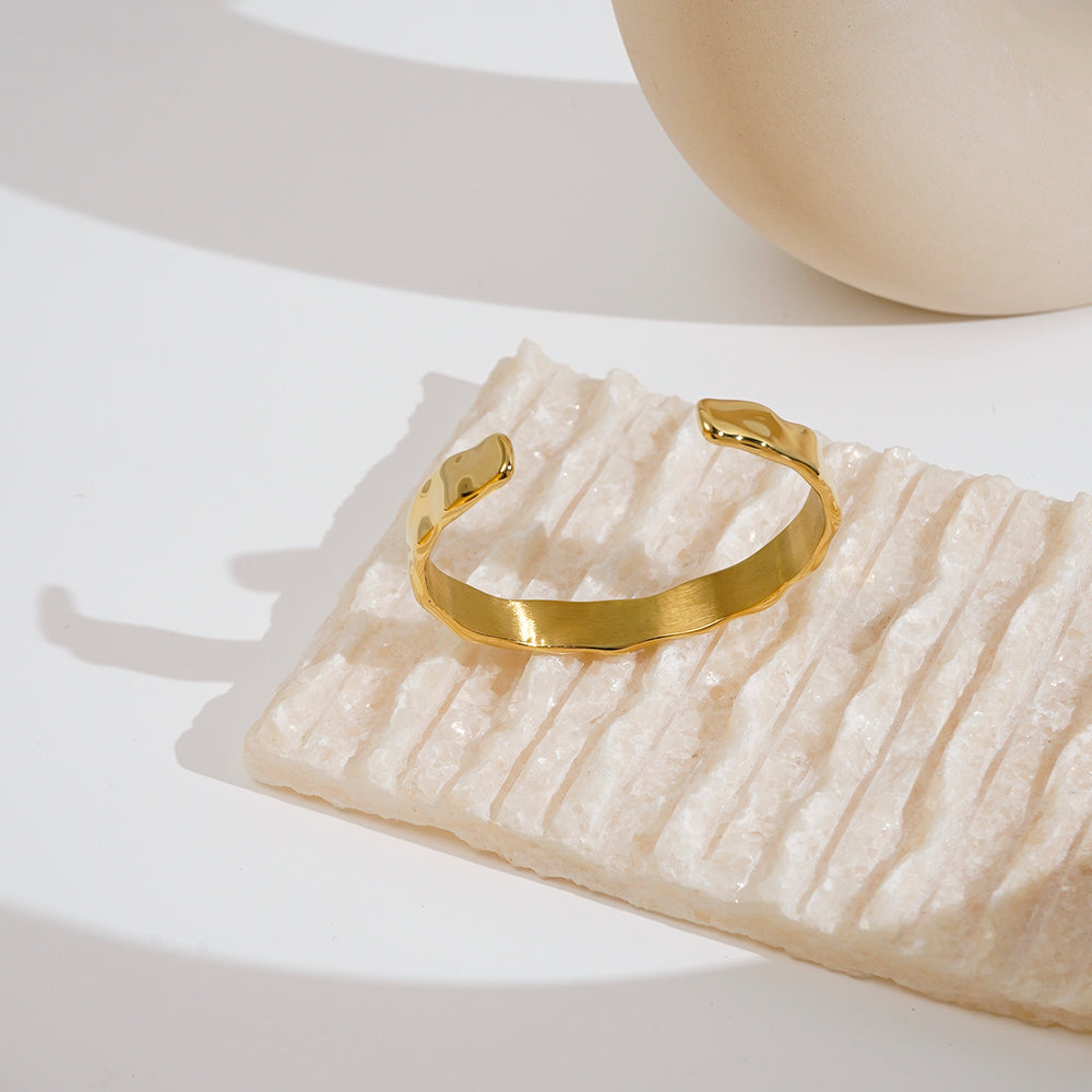Irregular Designer Premium Cuff - 18K Gold Plated