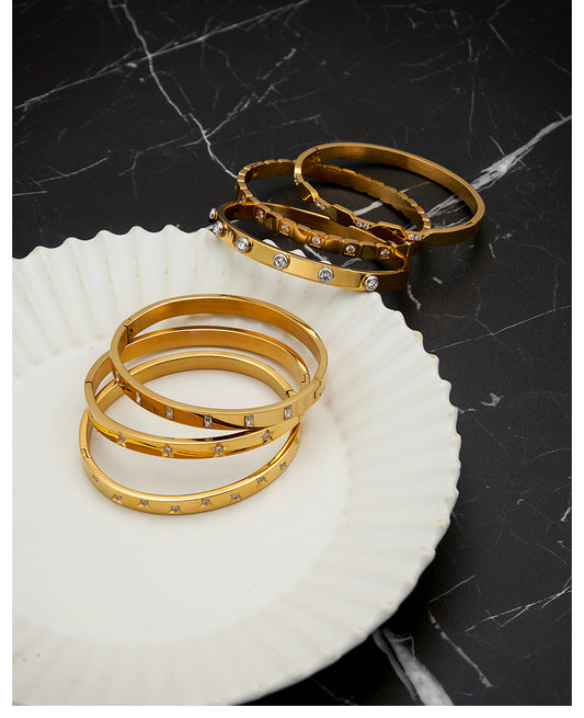 Selene Glow Designer Premium Bracelet - 18K Gold Plated