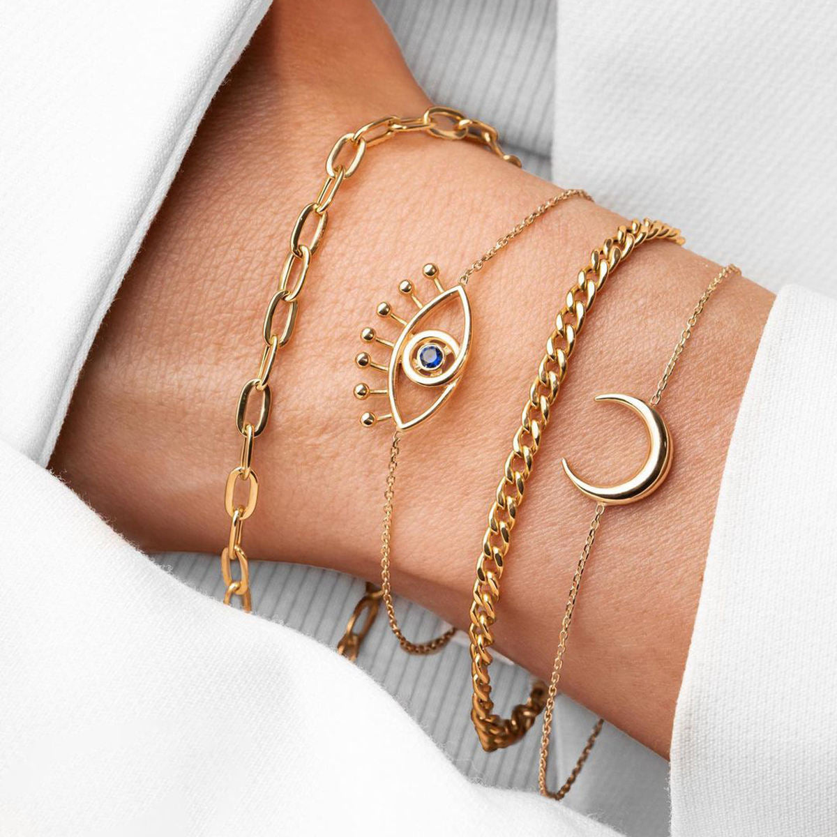 Vera Moon Premium Bracelet - 18K Gold Plated