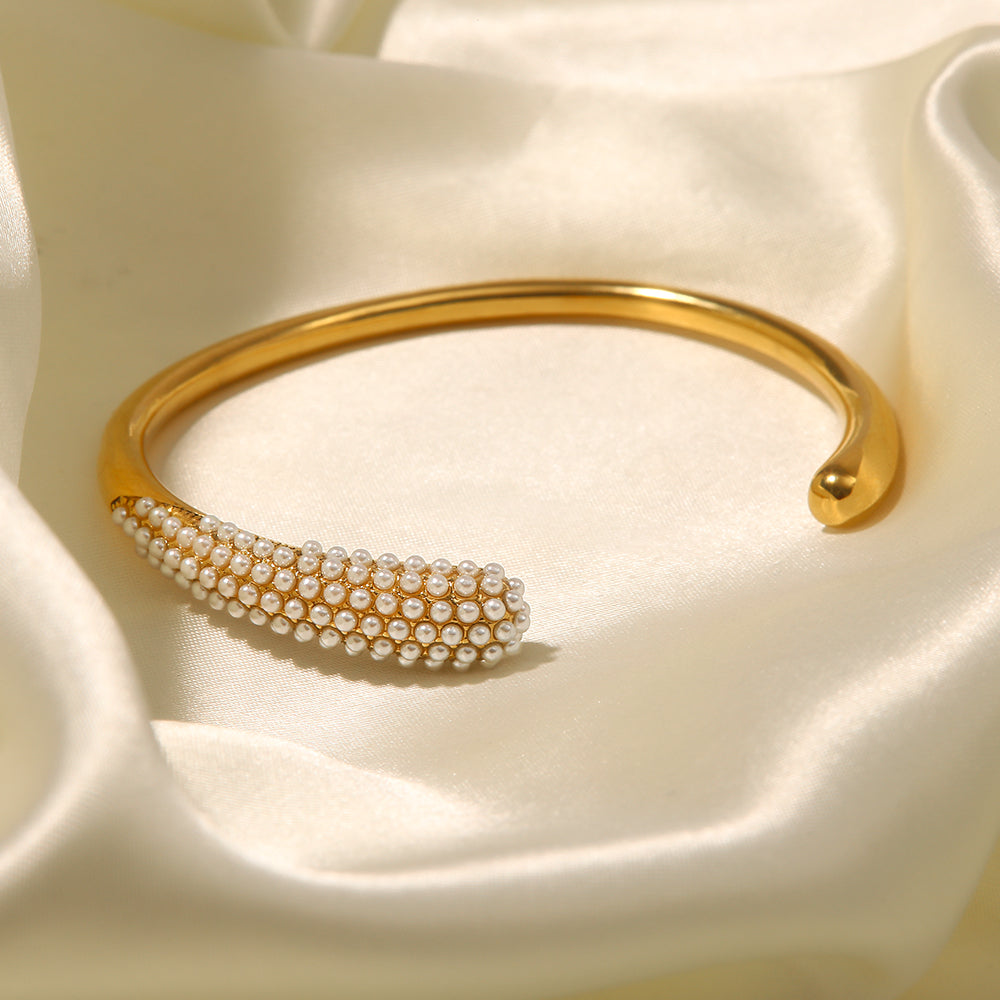 Sira Cuff Premium Bracelet - 18K Gold Plated