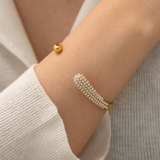 Sira Cuff Premium Bracelet - 18K Gold Plated