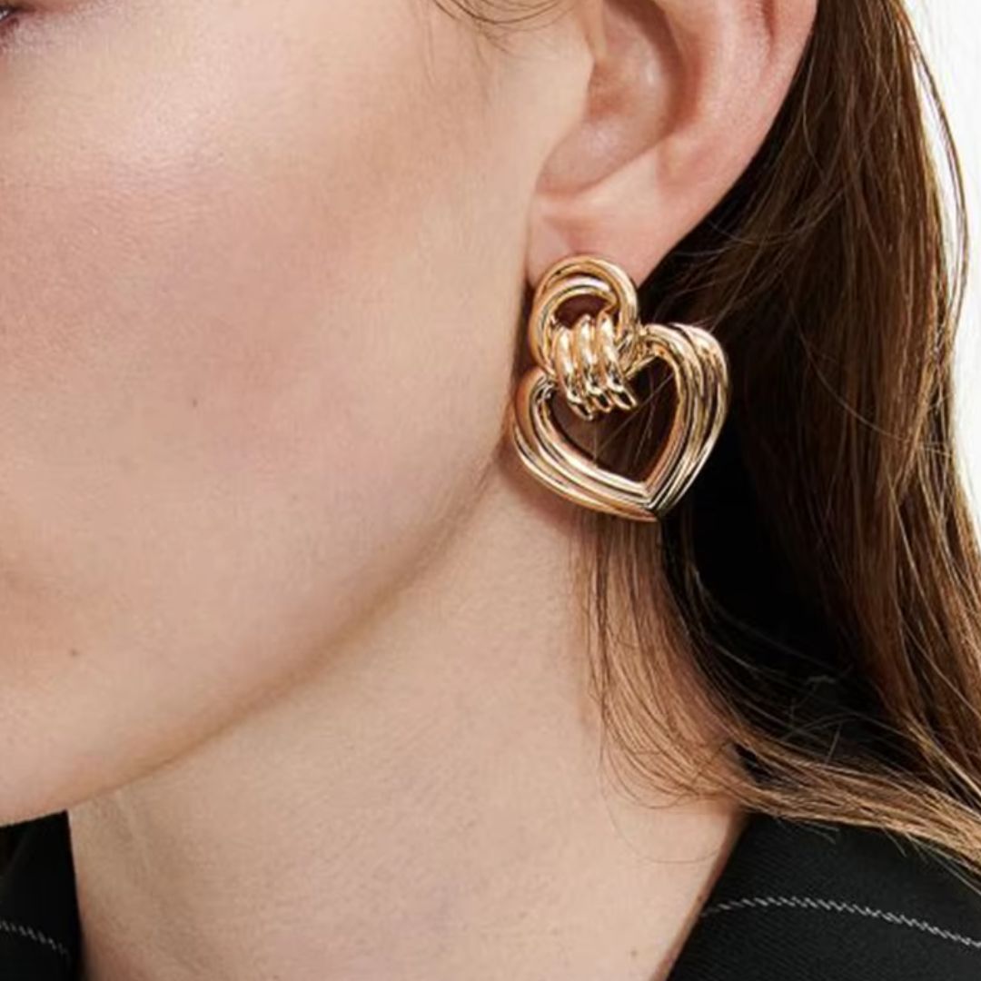 Alva Heart Hoop Premium Earrings - 18K Gold Plated