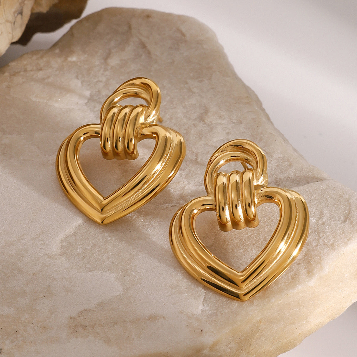 Alva Heart Hoop Premium Earrings - 18K Gold Plated