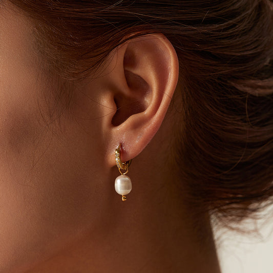 Small Pearl Zircon Hoop Premium Earrings - 18K Gold Plated