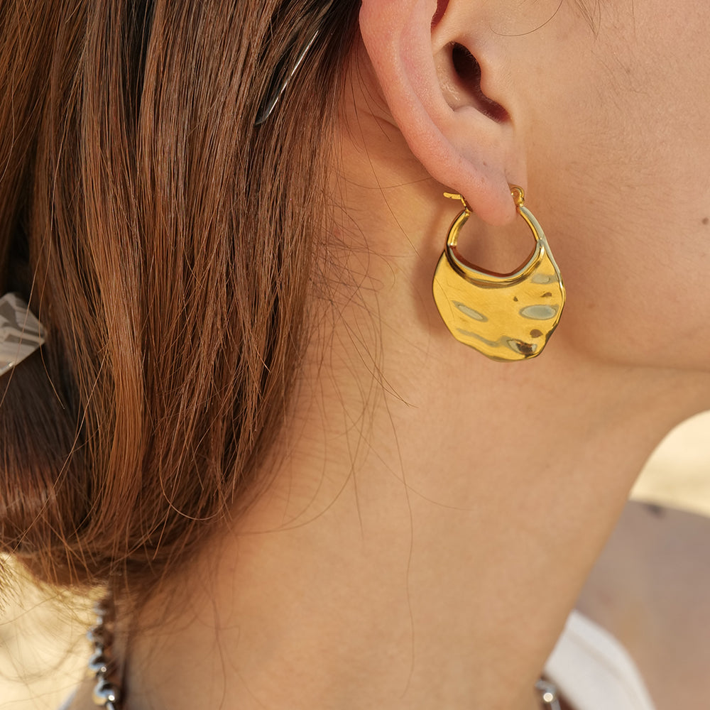 Suri Hoop Premium Earrings - 18K Gold Plated