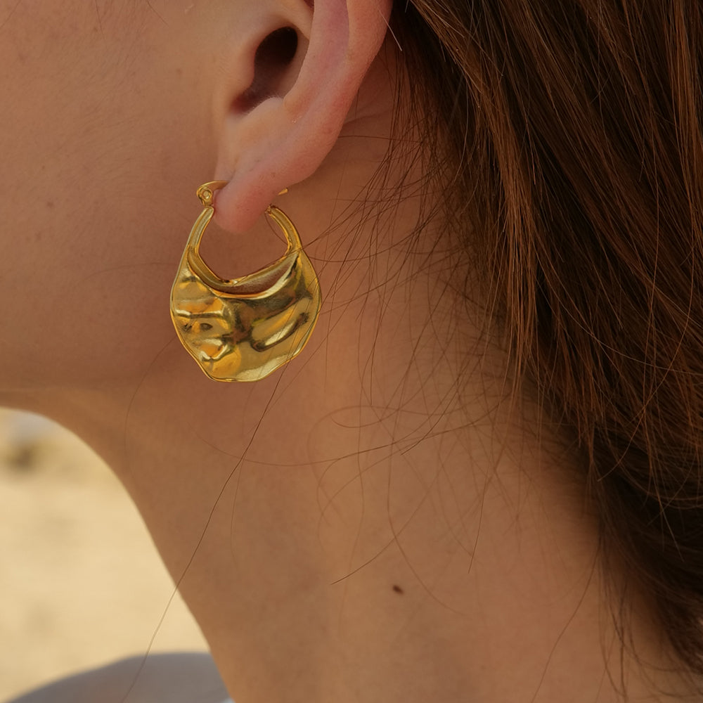 Suri Hoop Premium Earrings - 18K Gold Plated