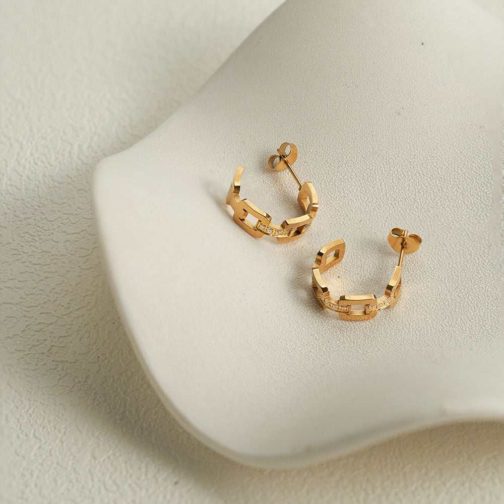 Crystal Links Designer Premium Earrings - 18K Gold Plated