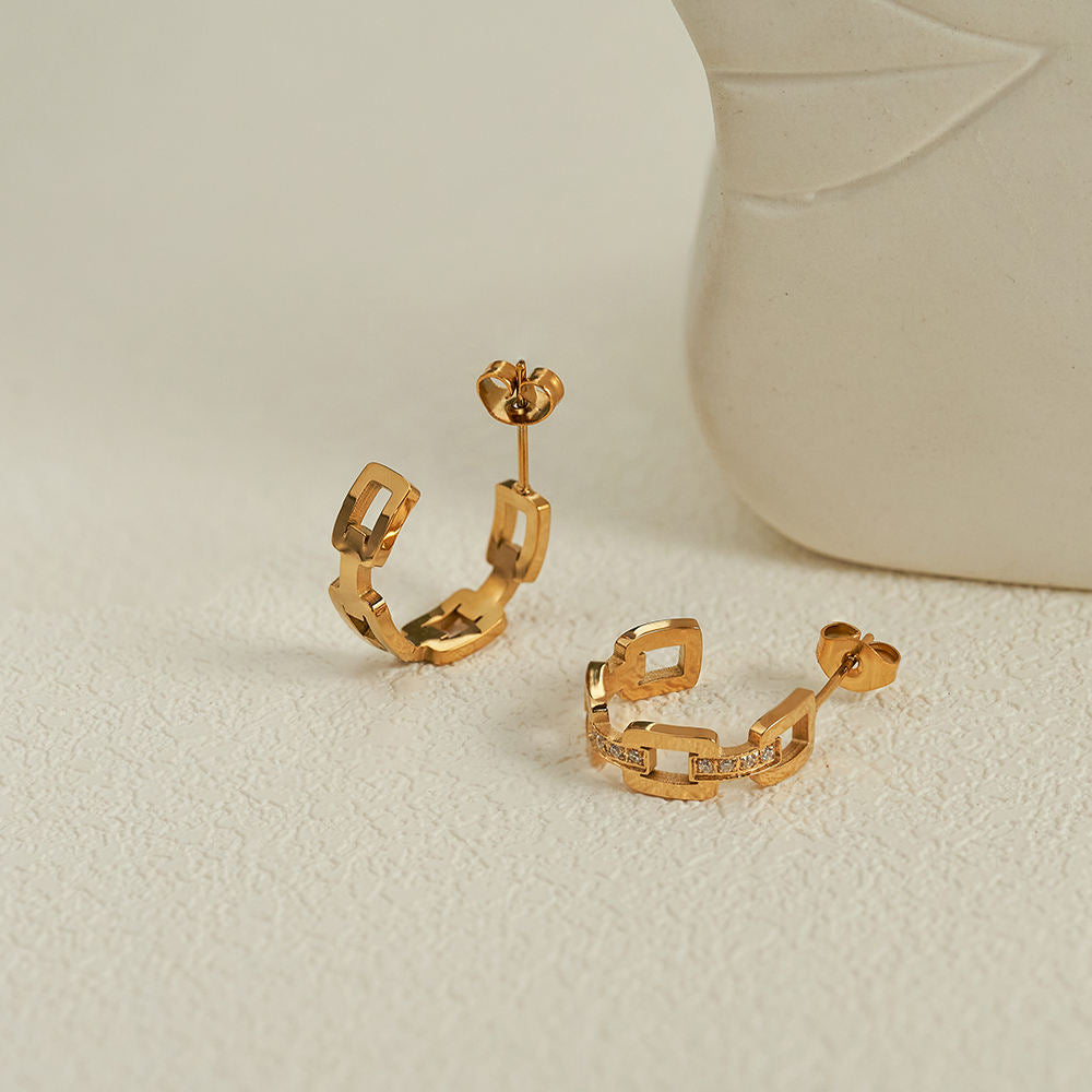 Crystal Links Designer Premium Earrings - 18K Gold Plated