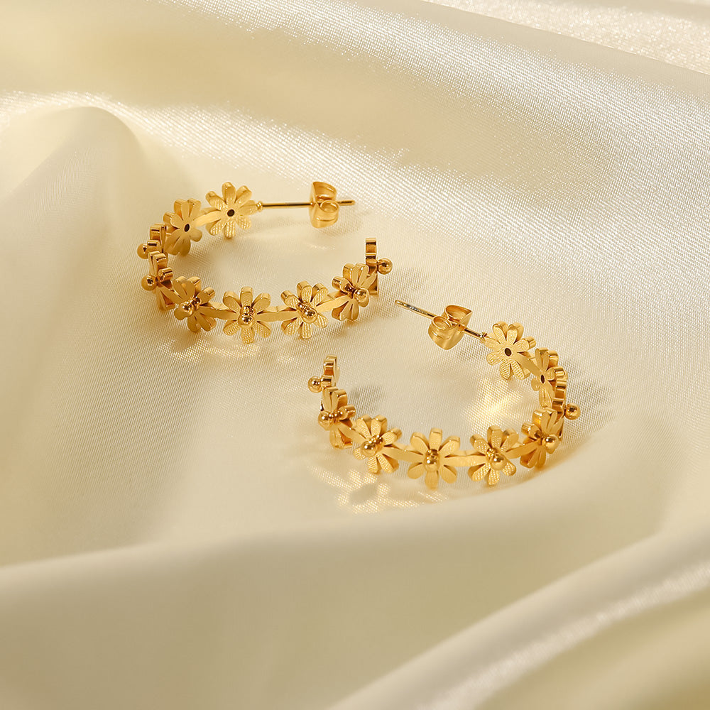 Daisy Hoop Premium Earrings - 18K Gold Plated