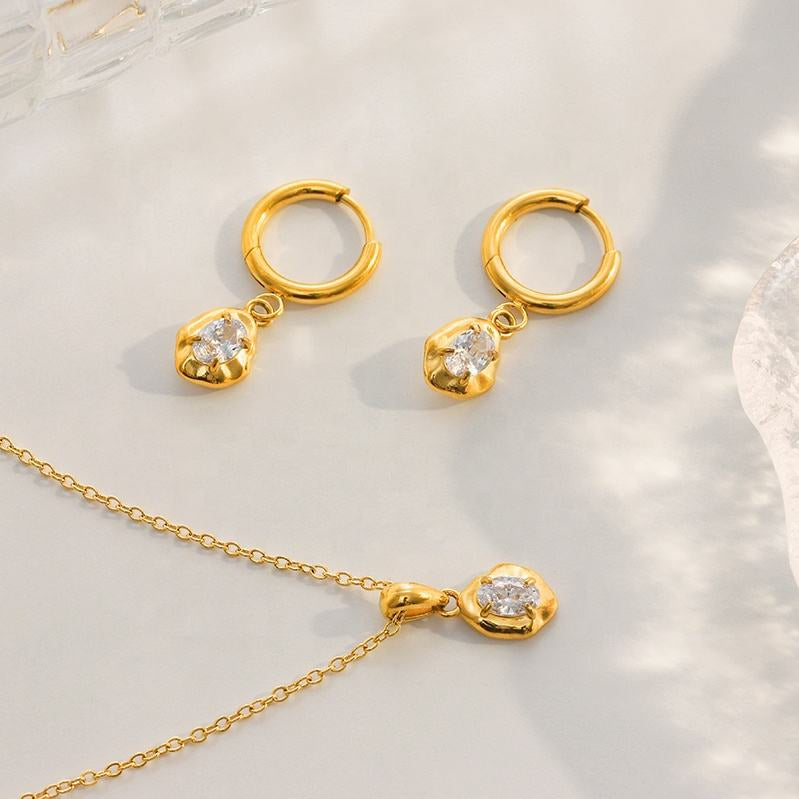 Yuna Zircon Premium Jewelry Set - 18K Gold Plated