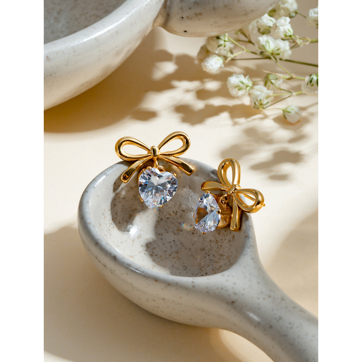 Bow Heart Premium Earrings - 18K Gold Plated