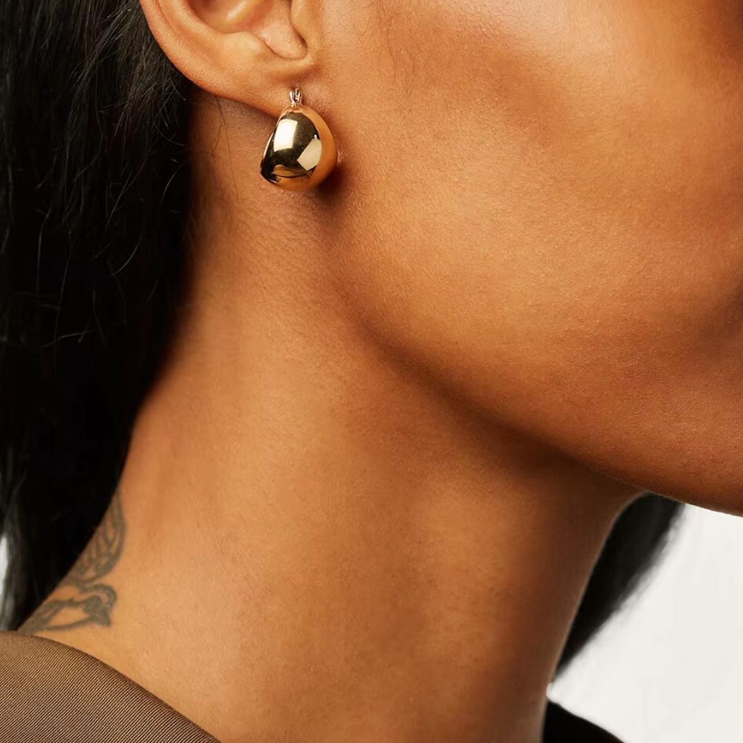 Haili Hoop Premium Earrings - 18K Gold Plated