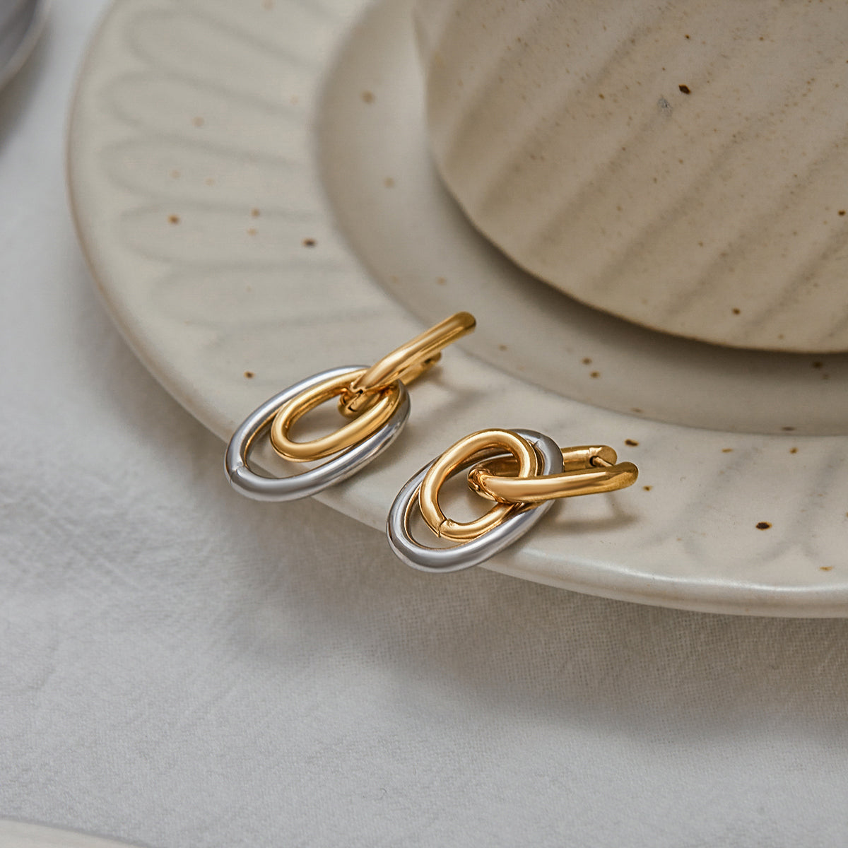 Viha Hoop Premium Earrings - 18K Gold Plated