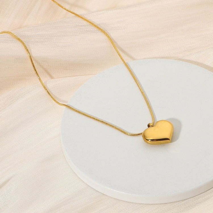 Be Still My Beating Heart Premium Necklace - 18K Gold Plated