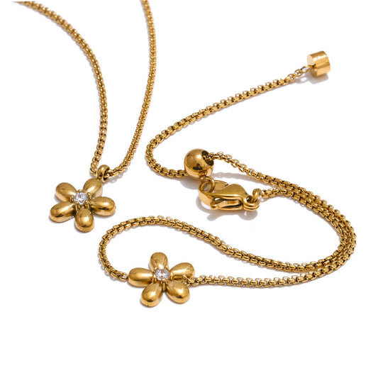 Flower Premium Bracelet - 18K Gold Plated