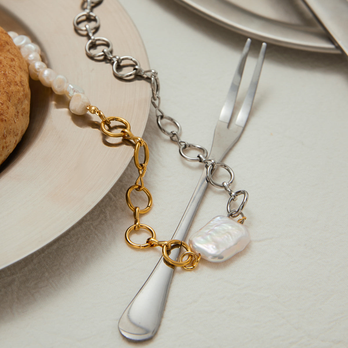 Pearl Mixed Metals Premium Necklace - 18K Gold Plated