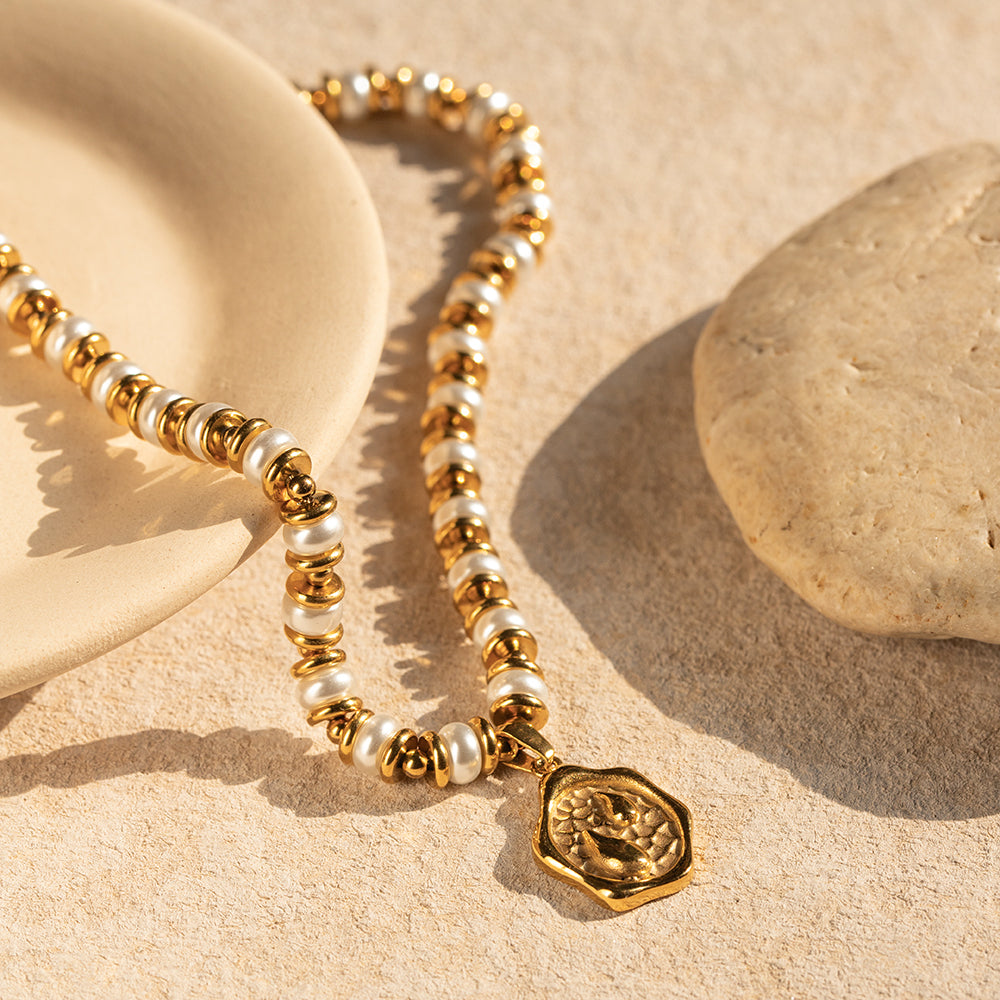 Pearl Droplet Premium Necklace - 18K Gold Plated