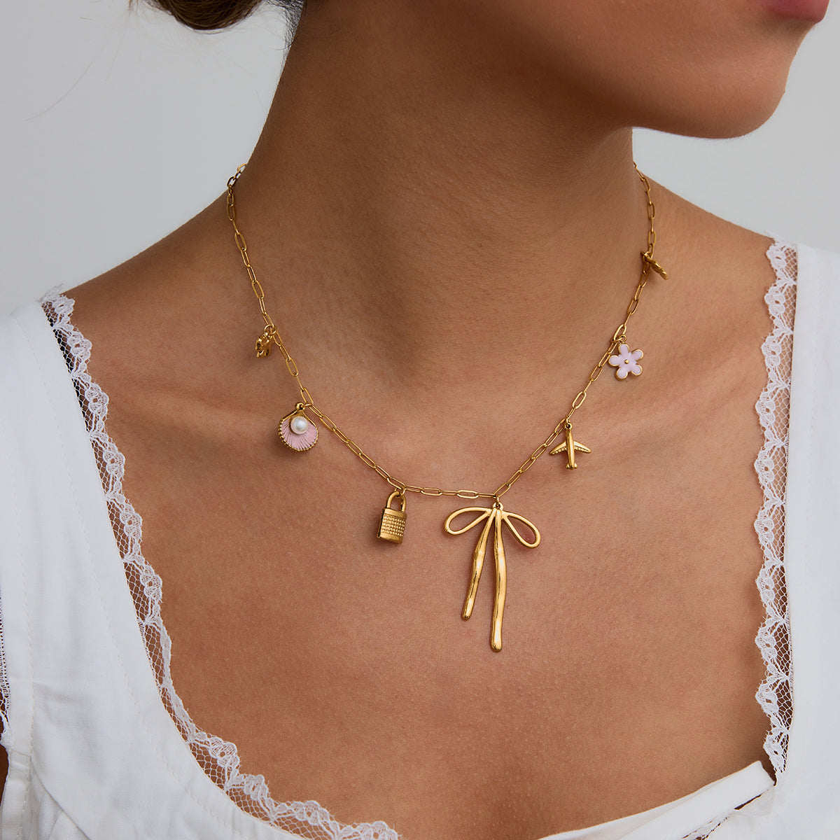 Bow Charm Premium Necklace - 18K Gold Plated