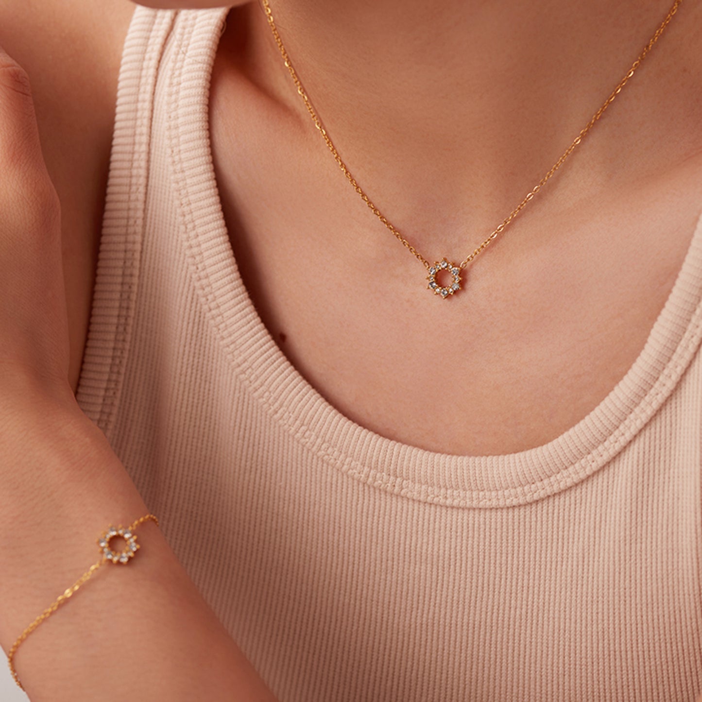 Le Soleil Premium Necklace - 18K Gold Plated