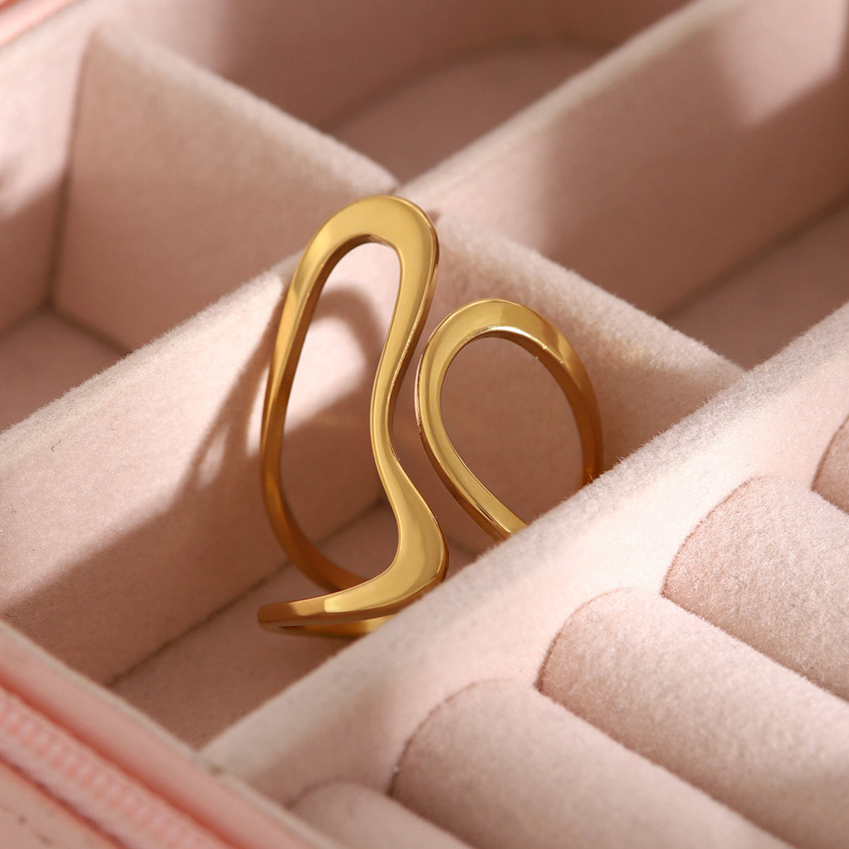 Geometric Flows Premium Adjustable Ring - 18K Gold Plated